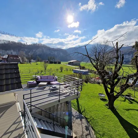 Kluser Apartman *